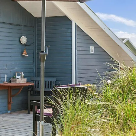 Wulfhard - 400m From The Sea By Interhome Frostrup